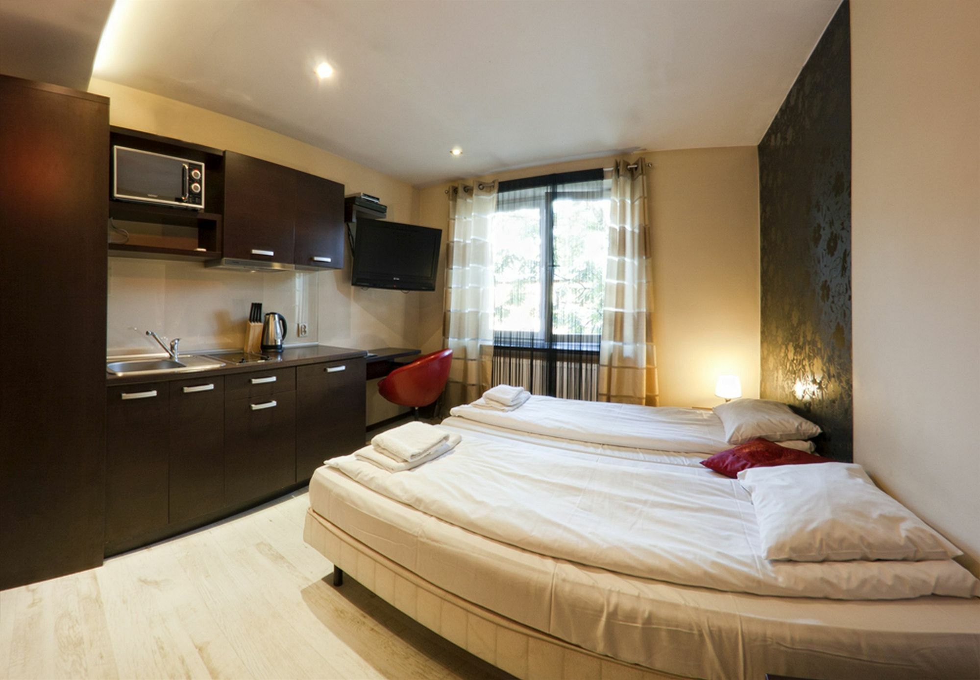 Nocny Krakow B&B ภายนอก รูปภาพ